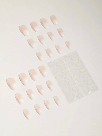 اظافر صناعية 24 قطعه