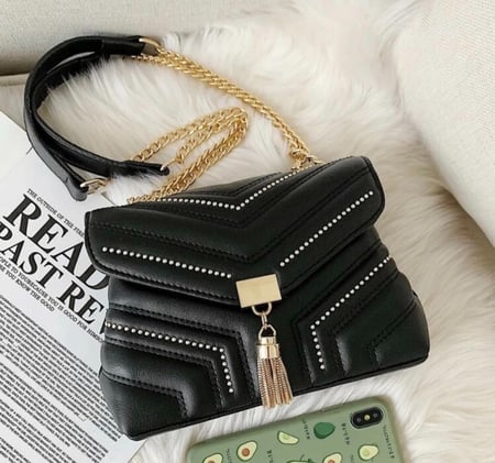 شنطة كتف اسود