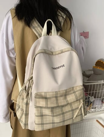 شنطة ظهر بيج