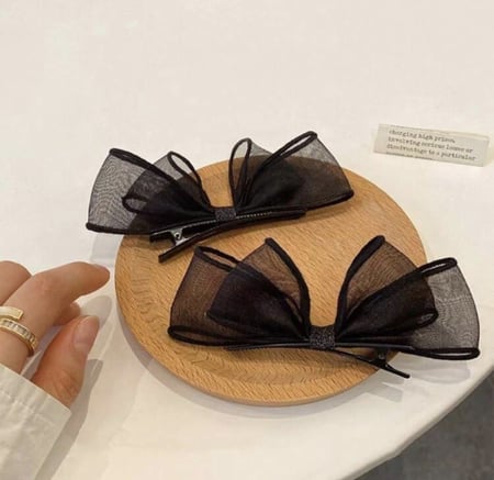 شباصة شعر اسود