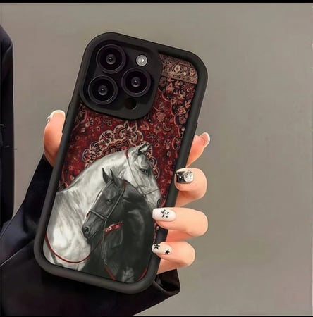 غطاء كفر تلبيسة جوال حصان ابيض واسود