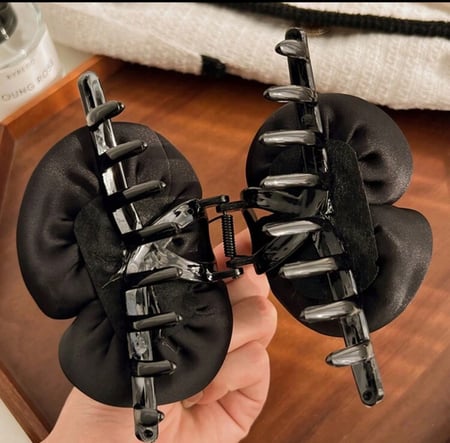 مشبك شباصة شعر اسود