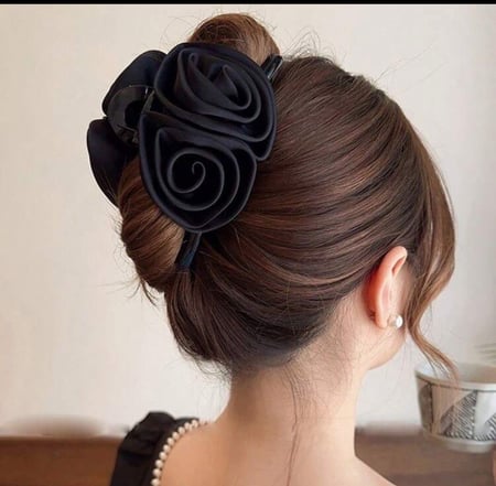 مشبك شباصة شعر اسود