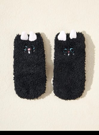 جوارب اسود قط