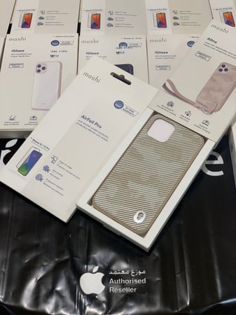 Moshi case + free  Moshi screen protector
