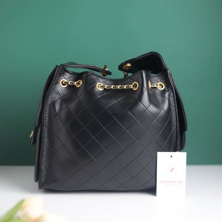 شنطة شانيل نانو كويلتد لارج C104