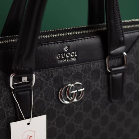 شنطة قوتشي لابتوب GU101