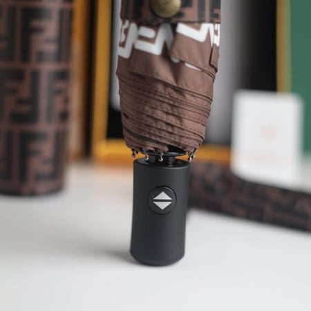 مق وشمسية شانيل C3