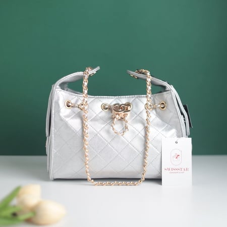 شنطة شانيل مقاس صغير C113