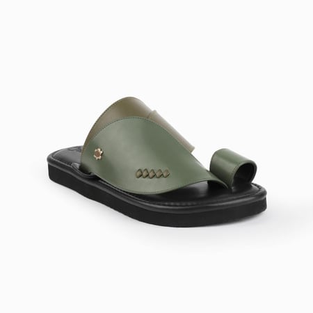 حذاء سعودي كاجول باللون الزيتي 1st Collection