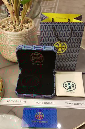 ملحقات من ماركة توري بورش