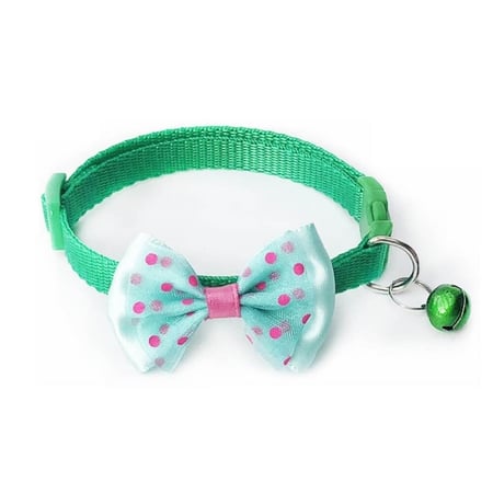 فيونكة منقطة مع جرس