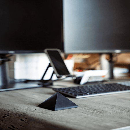 هرم حجر الشونقايت