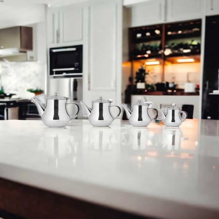 ابريق استيل يد جنب 18/8