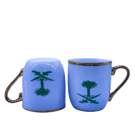 كوب بيد مع الصحن سيفين ونخلة أخضر