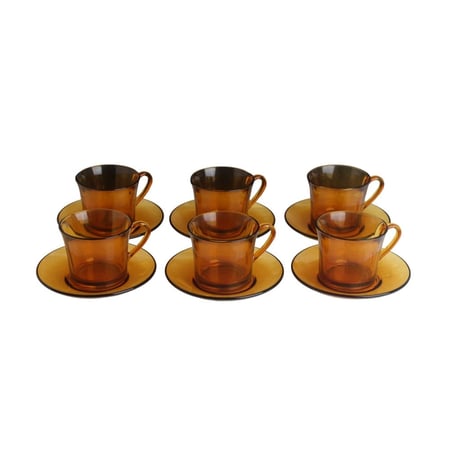 كاس شاي فرنسي عسلي (بيد مع الصحن )