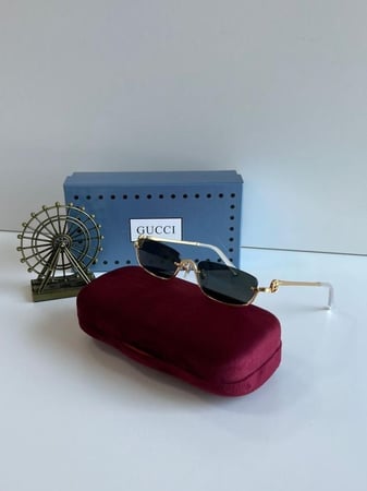 نظاره  GUCCI