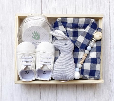 صندوق هدايا مواليد أولاد