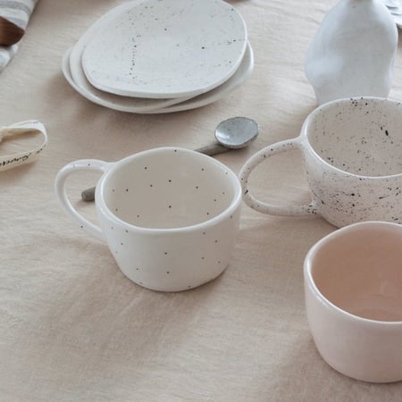 كوب سيراميك بتصميم فريد Speckled White