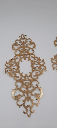 قطع جلد لاصق للتغليف الكتب والمصاحف