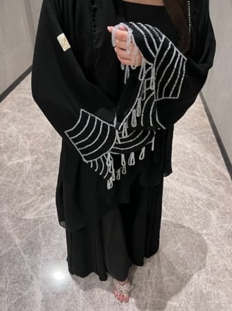 عباية كلوش +كم سيلان كرستال +طرحة كرستال