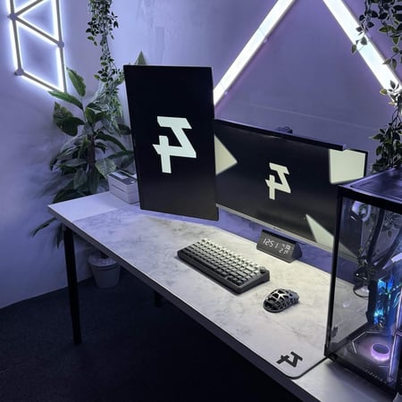 ماوس باد سنو المطوّر 3XL – (الإصدار المحدود) MousePad Snow (LIMITED WHITE EDITION 2026)