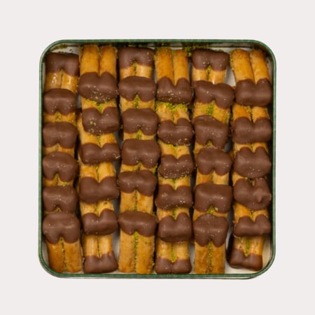 باب شرقي اصابع بقلاوة بالكاجو والشوكولاتة صغير