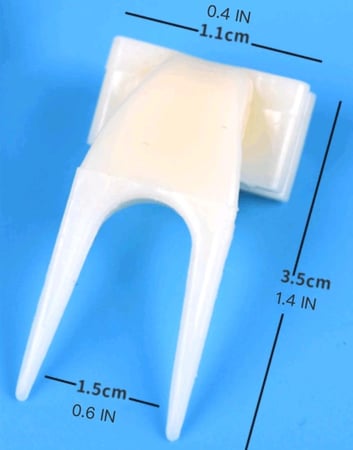 شوكة صغيرة بلاستيك لتثبيت الفاكهة