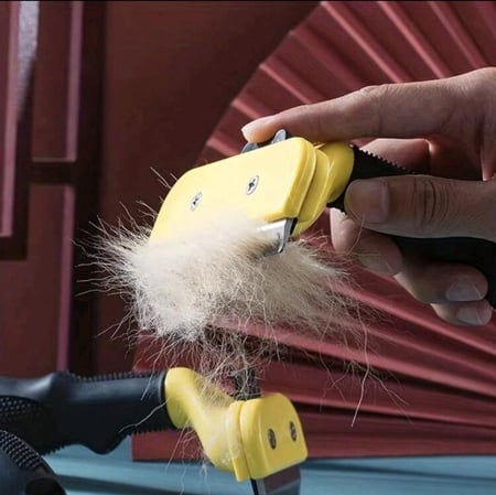 مشط إزالة الشعر الاحترافي للقطط والكلاب مقاس M