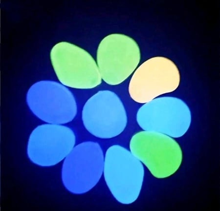 أحجار مضيئة للأحواض الأسماك لون أبيض