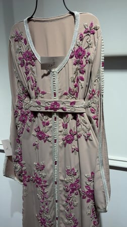 قفطان شك ورد فوشي