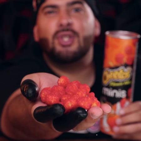 شيتوس حار 42 غرام Cheetos minis