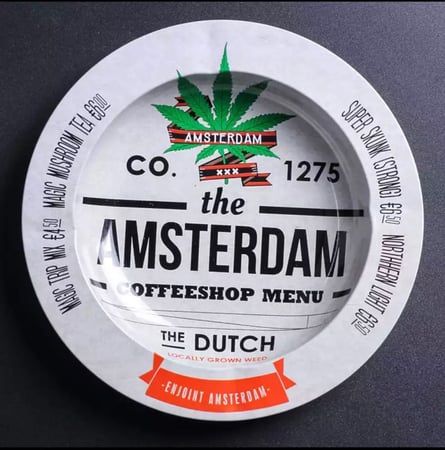 طفاية سجائر باشكال متعددة