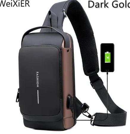 حقيبة كتف صغيره لحفظ الاغراض الشخصيه ومزوده بمنفذ usb