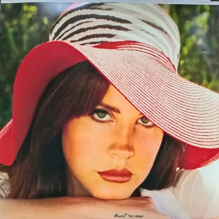 Lana Del Rey - Honeymoon