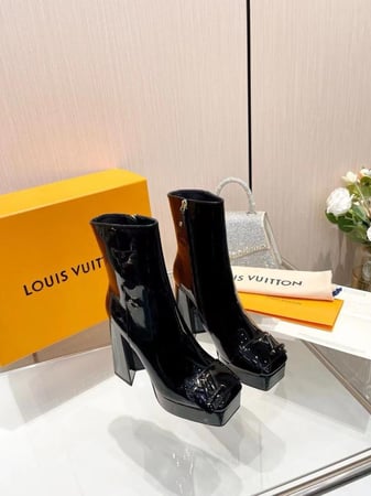 بوت لويس فيتون