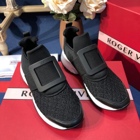 حذاء Roger vivier