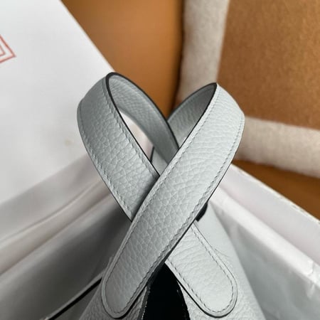 حقيبة هيرميس بيوكتان