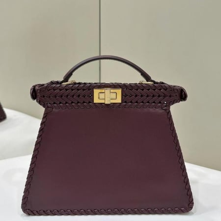 حقيبة فندي بيكابو