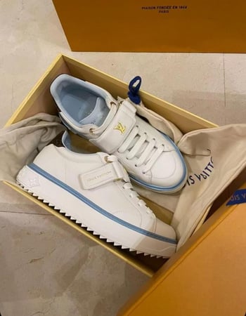 حذاء لويس فيتون سبورت