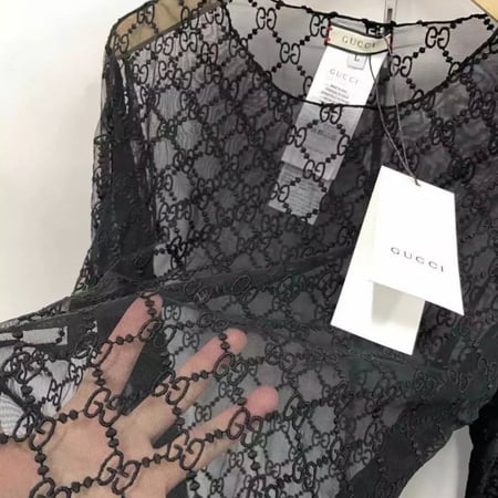 بلوزة غوتشي