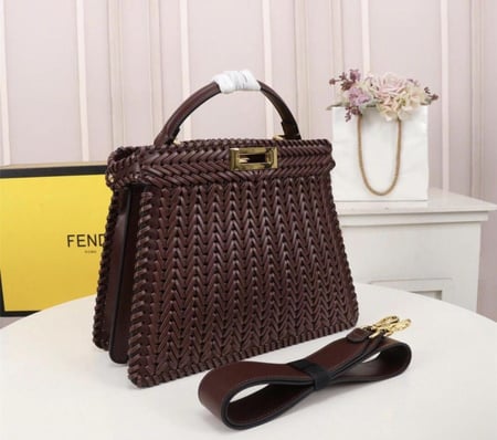 حقيبة فندي بيكابو