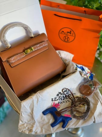 شنطة يد هرمز كيلي