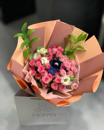 باقة ورد & خاتم سواروفسكي