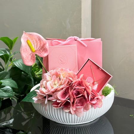 قلادة سواروفسكي & تنسيق فخم