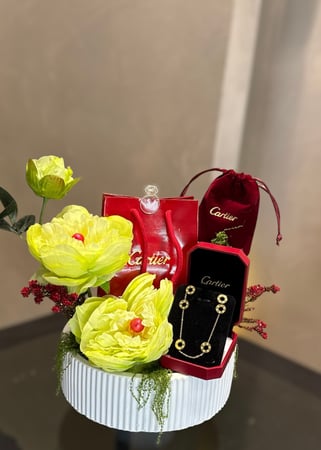 عقد كارتير & تنسيق فخم