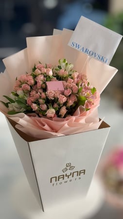 بكج نايا خاتم سواروفسكي & باقة ورد