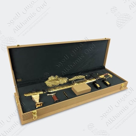 سيف ذهبي فاخر مع علبة ملكية D8060