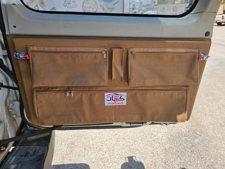 طاولة فن باب ربع تويوتا