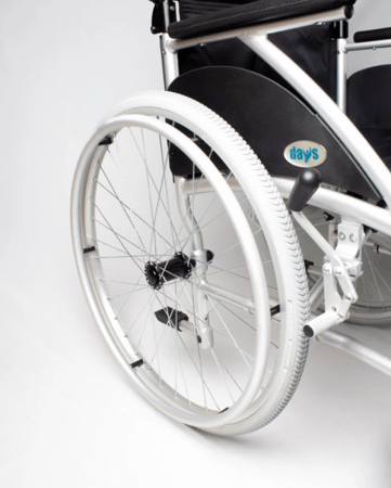 كرسي متحرك ديز المونيوم DAYS مقاس 18 انش